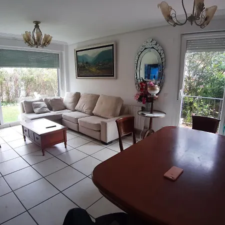 Chalet En Islares Con Playa Cercana *